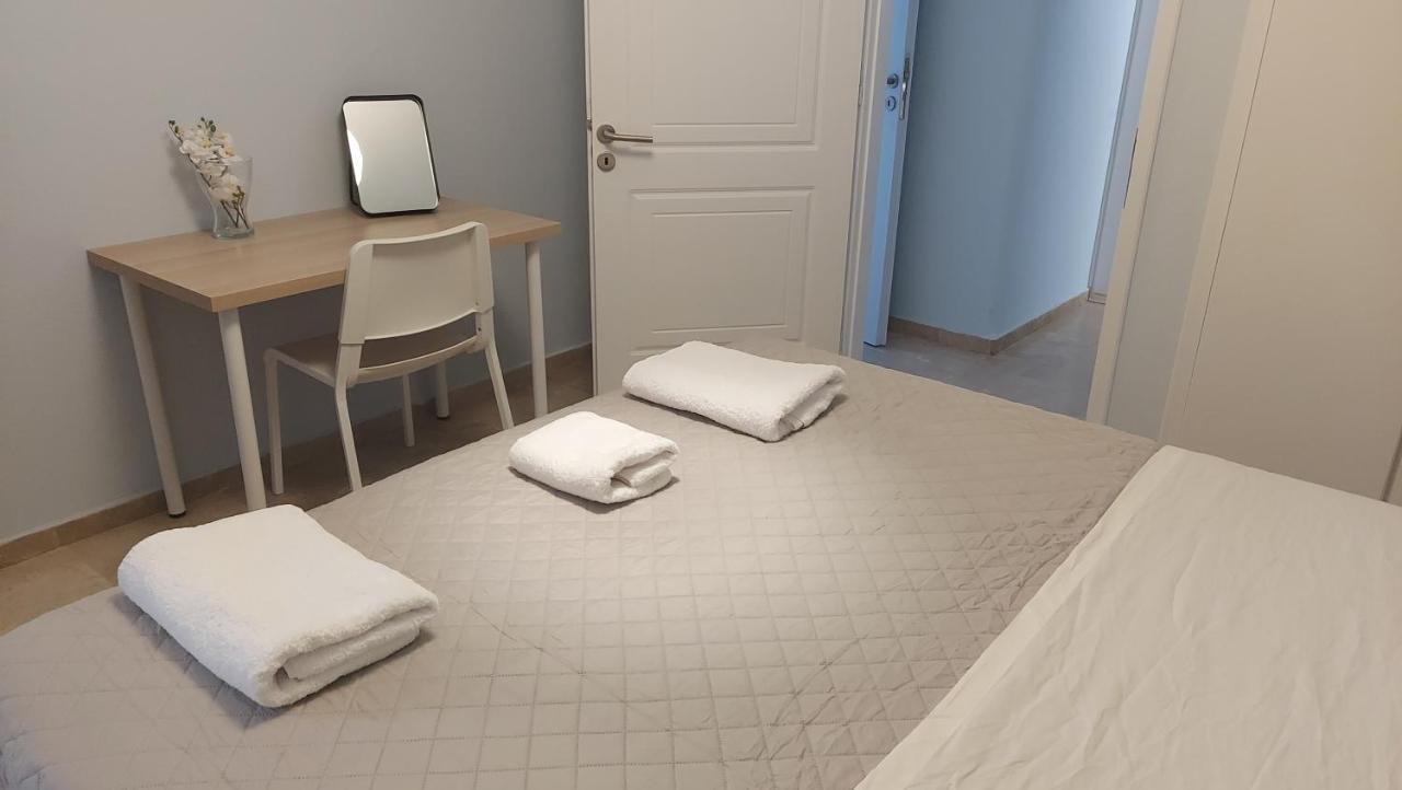 Poseidon Blue Apartment Артемида Екстериор снимка