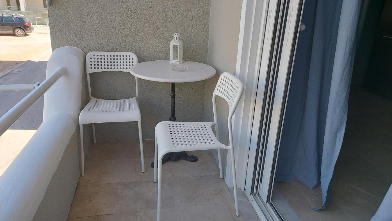 Poseidon Blue Apartment Артемида Екстериор снимка